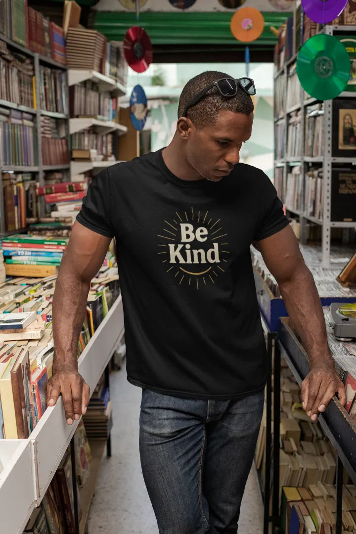 Singulari-T N°7 – Be Kind